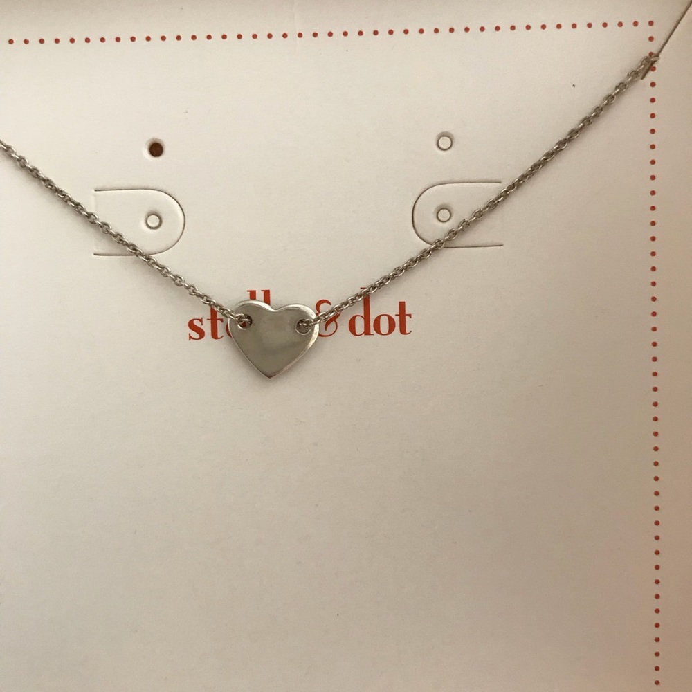 Stella & Dot Ever After Necklace. 18 inch chain